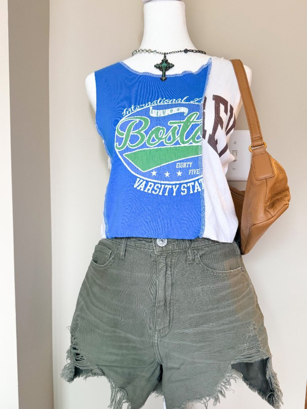Urban Outfitters Patch Tank Top - Size Large
